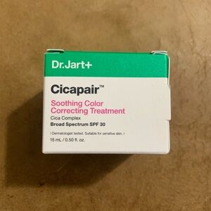 Dr. Jart+ Cicapair Soothing Color Correcting Treatment - Green and White